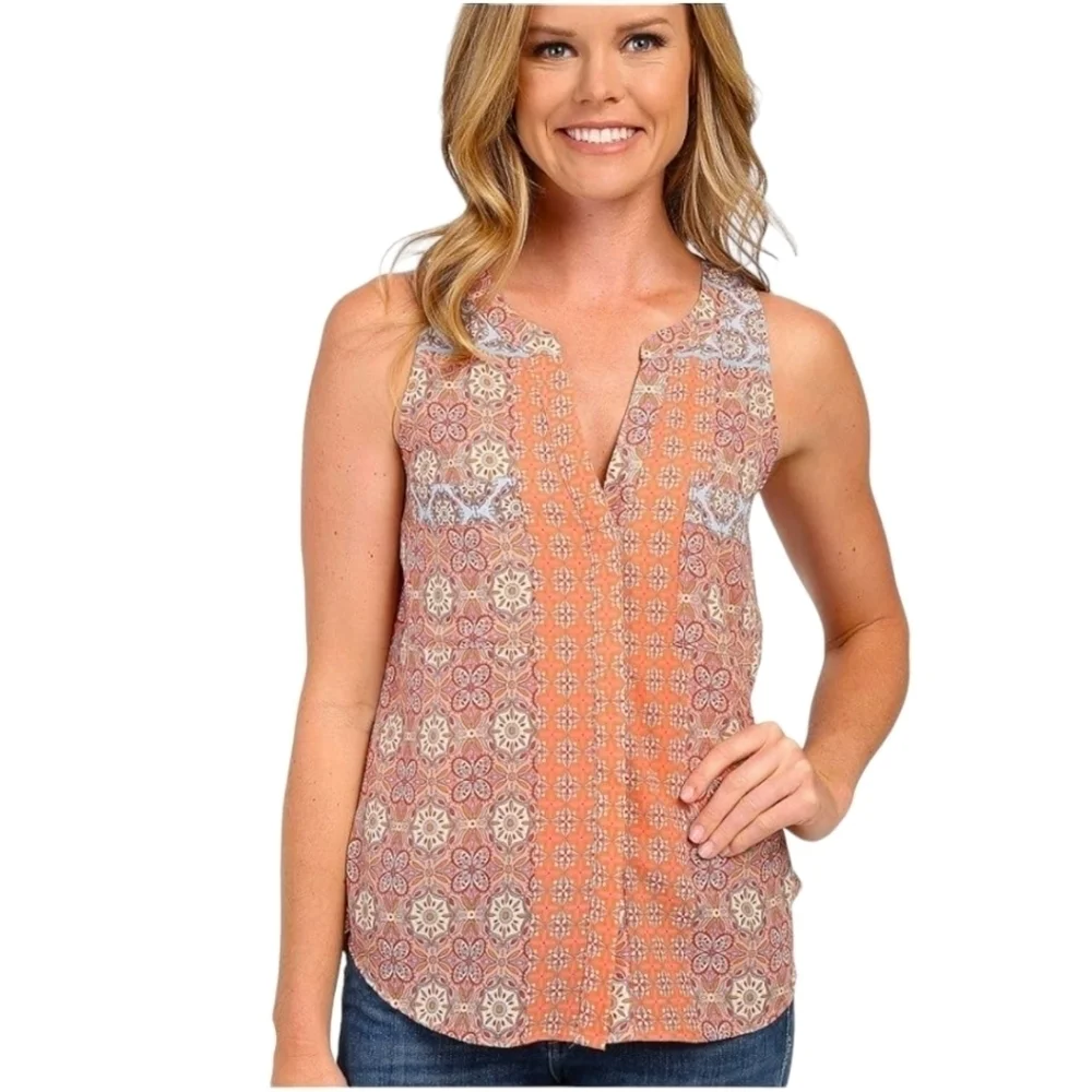 Sanctuary Clothing Women's Collage Craft Printed Sleeveless Blouse